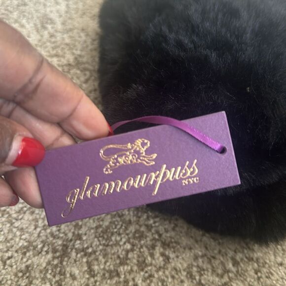 Glamourpuss NYC Faux Fur Mittens O/S - Picture 3 of 3